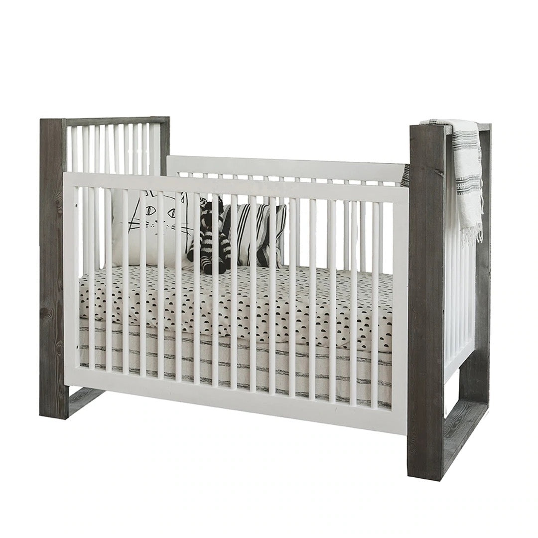 True Traditional Crib