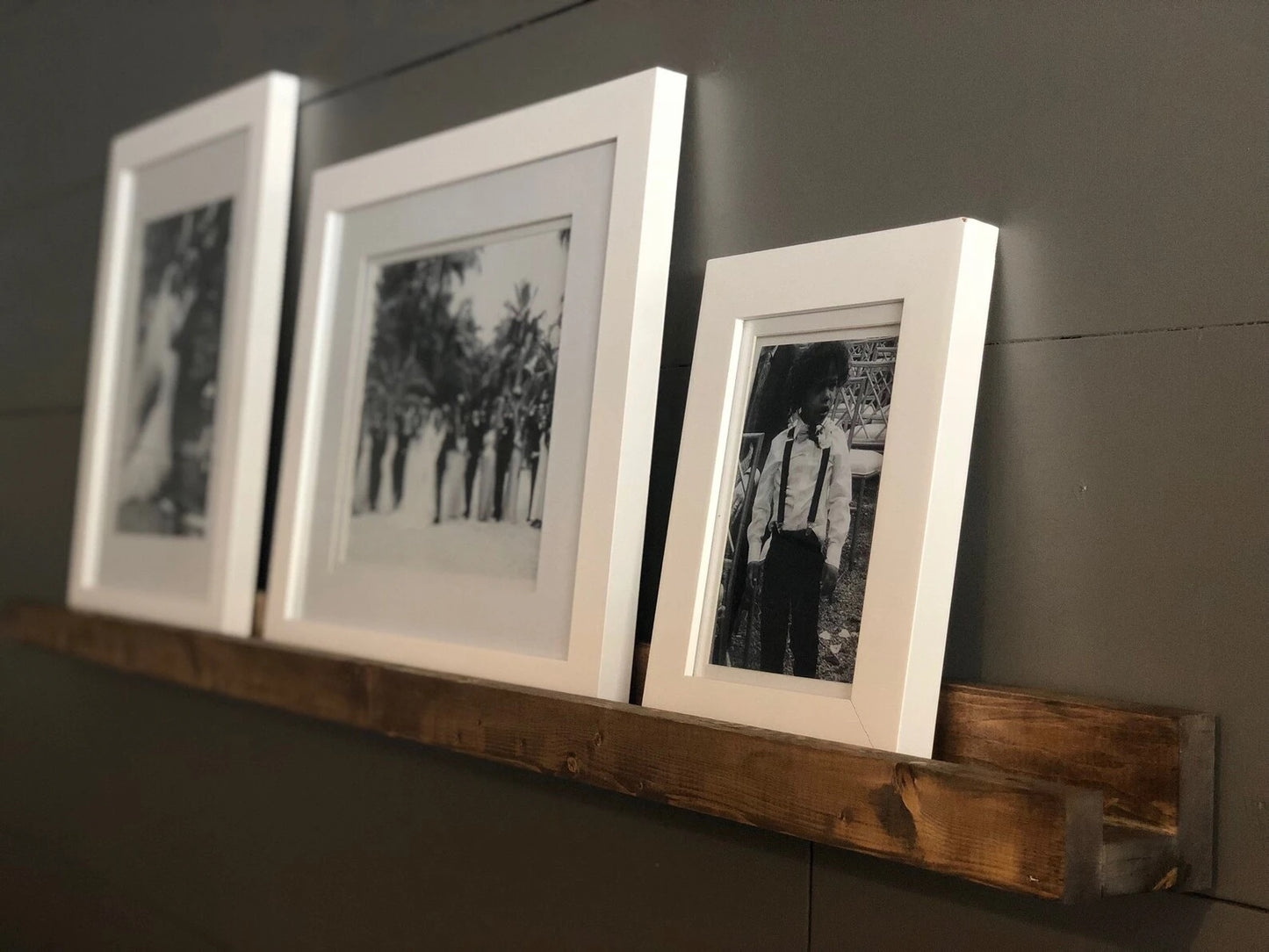 Photo ledge, Photo Rail