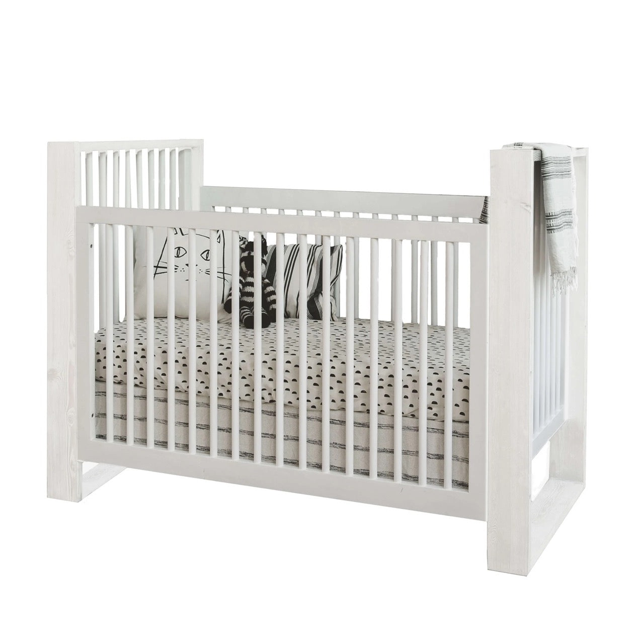 True Traditional Crib