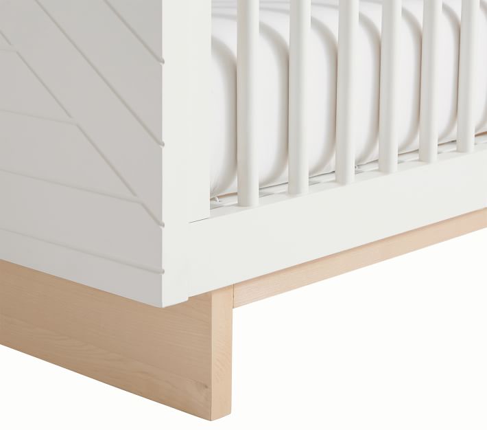 Cora Convertible Crib